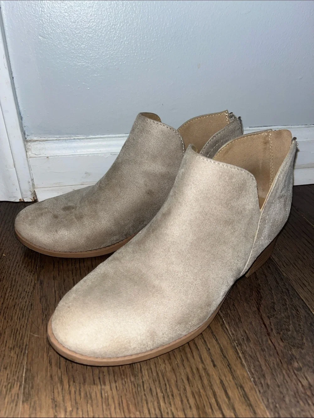 Cityclassified Light Beige Suede Ankle Booties